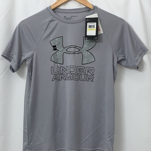 Boys Under Armour Loose Fit Gray T-Shirt Size Youth Medium NEW WITH TAGS - Picture 3 of 9